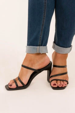 It's My Moment Heels, Black 9 It's My Moment Heels, Black -Chic Soul Store 10 20 17803 Edit