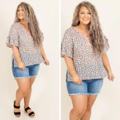 On Edge Top, Blush-Charcoal 13 On Edge Top, Blush-Charcoal -Chic Soul Store 11 3e06878e 5dd7 4525 8288 89894a8befa6