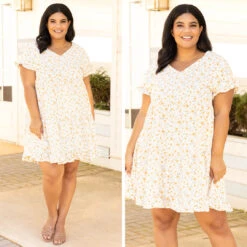 Typical Me Dress, Off White -Chic Soul Store 11 d7577a34 f6fd 4f52 89d4 340ba6dd4ed9