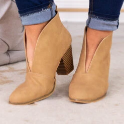 Keep On Walkin' Booties, Wheat 10 Keep On Walkin' Booties, Wheat -Chic Soul Store 12.21 14