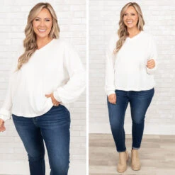 Greet The Day Top, White -Chic Soul Store 15 a4722ede 7c03 475d 8971 eac2f28583a2