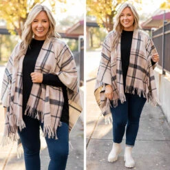 The Overlook Poncho, Taupe -Chic Soul Store 16 d156085c d6f1 4f40 b59d afa2e88f159b