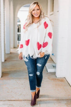 Give Love Sweater, Off White -Chic Soul Store 1B0A8926