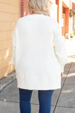 Yours In A Heartbeat Top, Cream -Chic Soul Store 1B7A6554