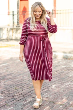 Holding Hands On The Boardwalk Dress, Wine 9 Holding Hands On The Boardwalk Dress, Wine -Chic Soul Store 1B7A7230 Edit