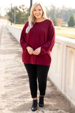 Still The One Tunic, Dark Ruby -Chic Soul Store 1I5A2376