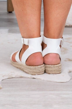 Beachside Explorer Sandals, White -Chic Soul Store 2 18Kim 1445 Edit