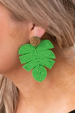 Sunny Situation Earrings, Light Green -Chic Soul Store 2 18Kim 1472 Edit