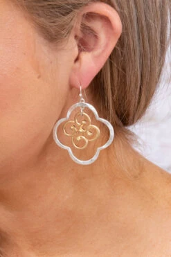In Silver And Gold Earrings, Worn Silver-Gold 7 In Silver And Gold Earrings, Worn Silver-Gold -Chic Soul Store 2 22Kim 203 Edit