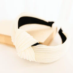Light Fairy Headband, Ivory 11 Light Fairy Headband, Ivory -Chic Soul Store 27 be22ecf5 2a8e 4fc6 b9ac f8d3aa078116