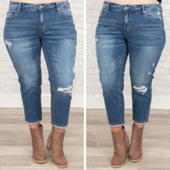 Charming Moments Jeans, Medium Wash -Chic Soul Store 2 4c49dfdf 8b54 4b17 82d2 e7af5ea3c1e2