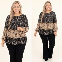 Exploring The World Top, Black Taupe 13 Exploring The World Top, Black Taupe -Chic Soul Store 2 e70ef15f c984 4a52 bf04 5612573832df