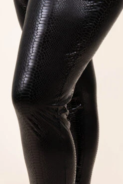 Slither On Over Leggings, Black 14 Slither On Over Leggings, Black -Chic Soul Store 3 8 1621