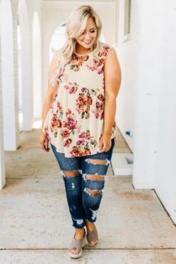 She's Marvelous Tank, Ivory -Chic Soul Store 373A0553