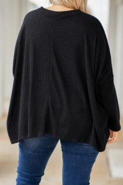 Angels Among Us Top, Black -Chic Soul Store 373A0726