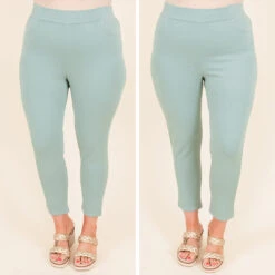 Business Lady Pants, Aloe 15 Business Lady Pants, Aloe -Chic Soul Store 3 78bd8cda 3f73 4c5f 9b97 0467be1bc4db