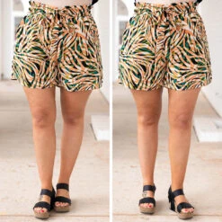 Can't Talk Now Shorts, Olive/Salmon -Chic Soul Store 4 446e49bc 0ff4 495a 8f7a 3cb9db4685e0