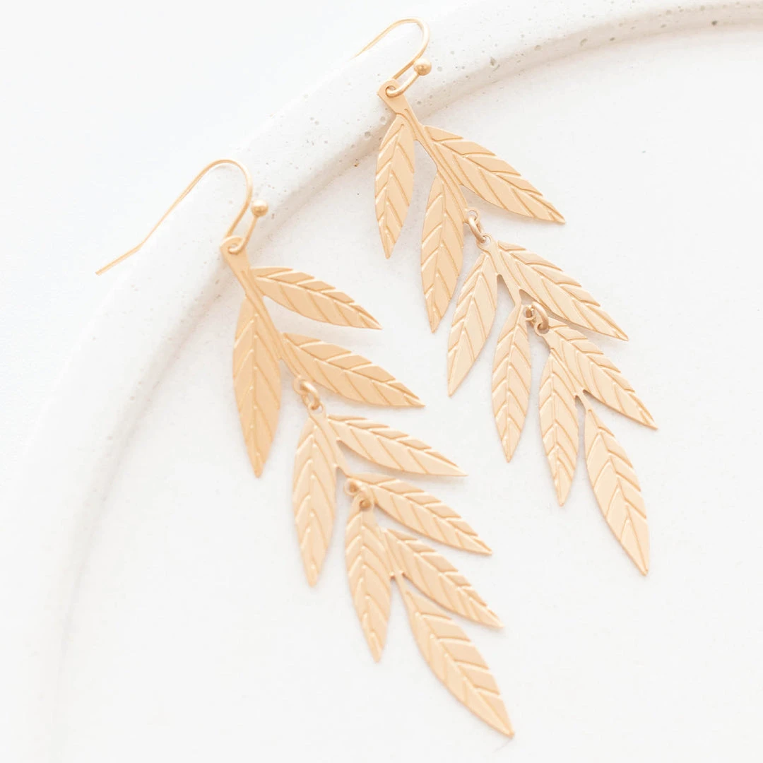 Dainty Leaves Earrings, Gold 5 Dainty Leaves Earrings, Gold - Image 3