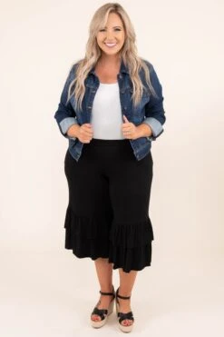 Sass And Flare Capris, Black -Chic Soul Store 5 25 9863