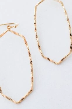 Romantic Views Earrings, Gold 8 Romantic Views Earrings, Gold -Chic Soul Store 5 26 10066