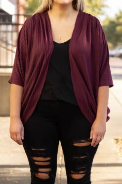 Let's Grab Brunch Cardigan, Merlot -Chic Soul Store 5E1A0661 a12a9adb 7466 4c37 891d 1e7c016ef353