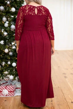 Looking Elegant Maxi Dress, Burgundy -Chic Soul Store 5E1A1910 Edit