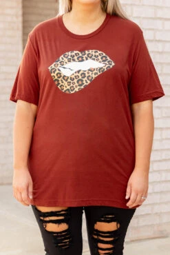 Cheetah Lips Tee, Brick -Chic Soul Store 5E1A5378 Edit