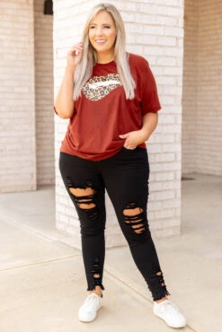 Cheetah Lips Tee, Brick -Chic Soul Store 5E1A5382 Edit