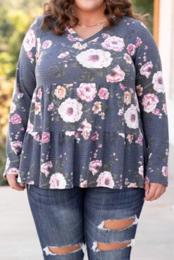 Automatic Floral Love Top, Navy -Chic Soul Store 5E1A6815