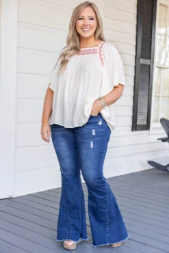 News For You Top, Natural 9 News For You Top, Natural -Chic Soul Store 5E1A7418 Edit