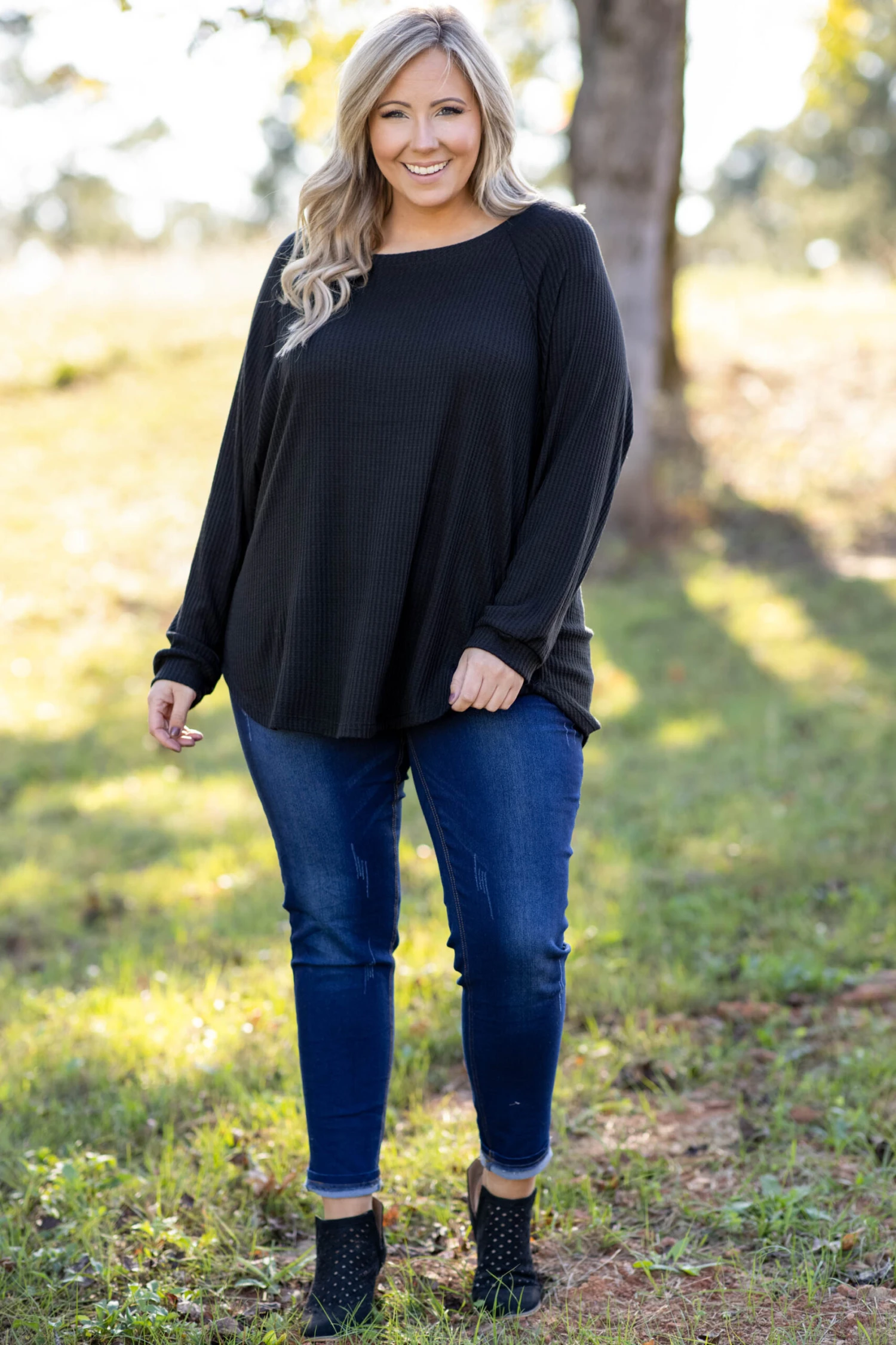 Curved Hem Slouchy Dolman Tunic, Black Thermal 4 Curved Hem Slouchy Dolman Tunic, Black Thermal - Image 2