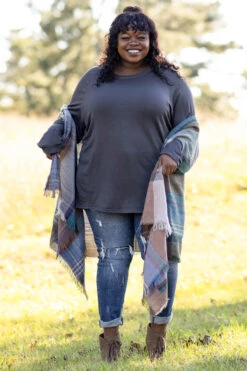 Relaxed Hem Slouchy Dolman Tunic, Charcoal Fleece -Chic Soul Store 5E1A9069 Edit