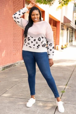 Never Miss A Beat Sweater, Blush/Ivory -Chic Soul Store 5E1A9262