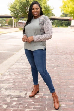 You Can Relate To Me Top, Olive 10 You Can Relate To Me Top, Olive -Chic Soul Store 5E1A9556