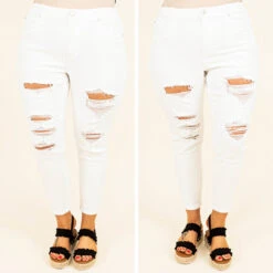 Feels Like Spring Jeans, White -Chic Soul Store 6 74b0dd31 1b66 467b b2cb b8e2377b32ef