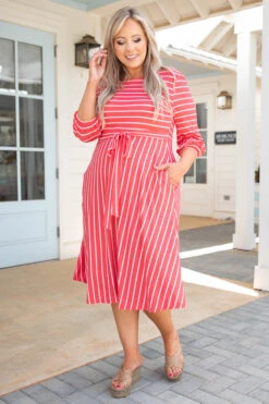 Holding Hands On The Boardwalk Dress, Coral -Chic Soul Store 746A0284