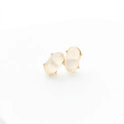 Crystalline Beauty Earrings, White -Chic Soul Store 7 0400d670 cd12 4052 ae4a 89e2b4a22f79
