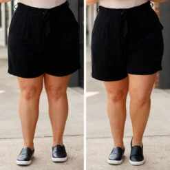 Island Of Love Shorts, Black 15 Island Of Love Shorts, Black -Chic Soul Store 7 3dd4521a a0e1 4ecc ae1e fd9d50352175