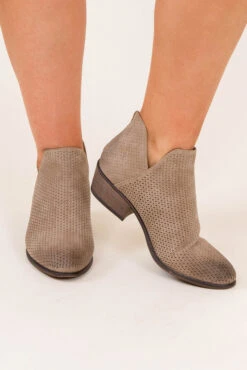 No Doubt About You Booties, Taupe
