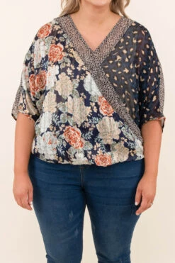 Everything You Need Top, Navy 11 Everything You Need Top, Navy -Chic Soul Store 9 30 17047