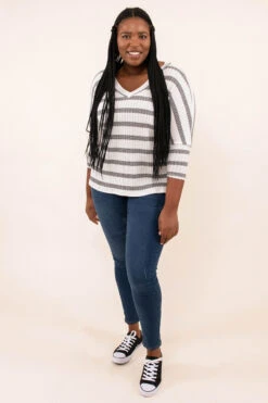 No Time Off Top, Ivory-Black -Chic Soul Store 9 7 15005