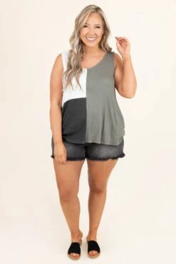 A Natural Shorts, Gray -Chic Soul Store ANaturalShorts Gray 9391