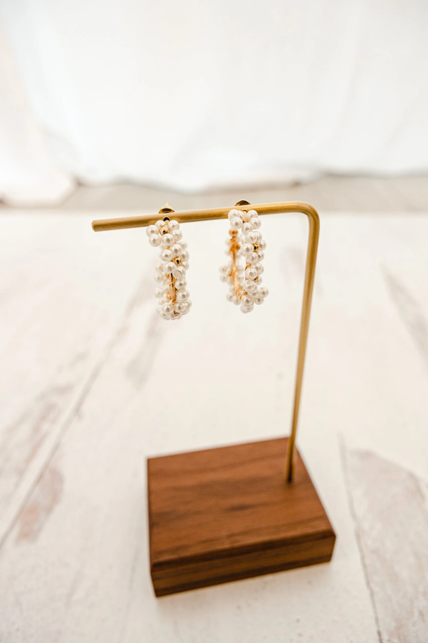 Beautiful Flower Earrings, Cream 4 Beautiful Flower Earrings, Cream - Image 2