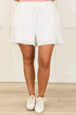 Best In Town Shorts, Off White