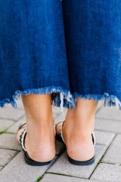 Book My Flight Sandals, Black 13 Book My Flight Sandals, Black -Chic Soul Store BookMyFlightSandals Black 5