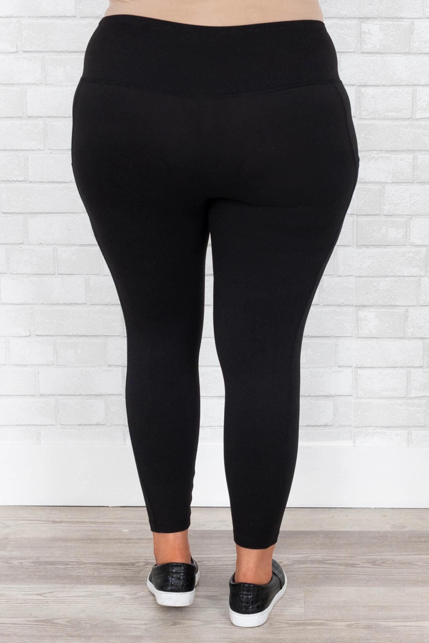 Bouncing Around Leggings, Black 7 Bouncing Around Leggings, Black - Image 5
