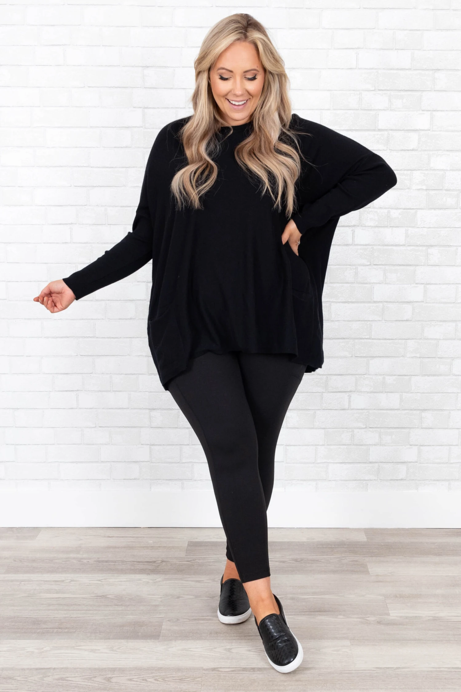 Bouncing Around Leggings, Black 4 Bouncing Around Leggings, Black - Image 2