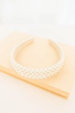 Breakfast At Tiffany's Headband, White 10 Breakfast At Tiffany's Headband, White -Chic Soul Store BreakfastAtTiffany sHeadband White 7