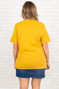Buzzing Around Tee, Heather Mustard -Chic Soul Store BuzzingAroundTee HeatherMustard 0153