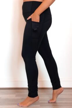 Came Here For Me Leggings, Black 16 Came Here For Me Leggings, Black -Chic Soul Store CameHereForMeLeggings Black 4